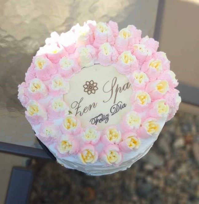 Pastel de Flores Rosas
